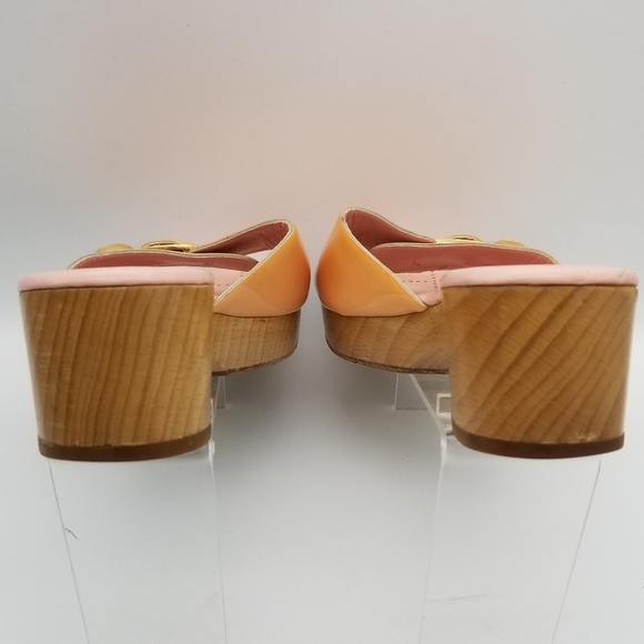 CHANEL Peach and Pink Mules with Gold Accent - Picture 7 of 9